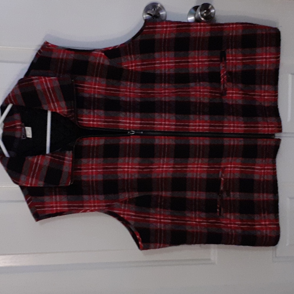 Plaid vest size 2X